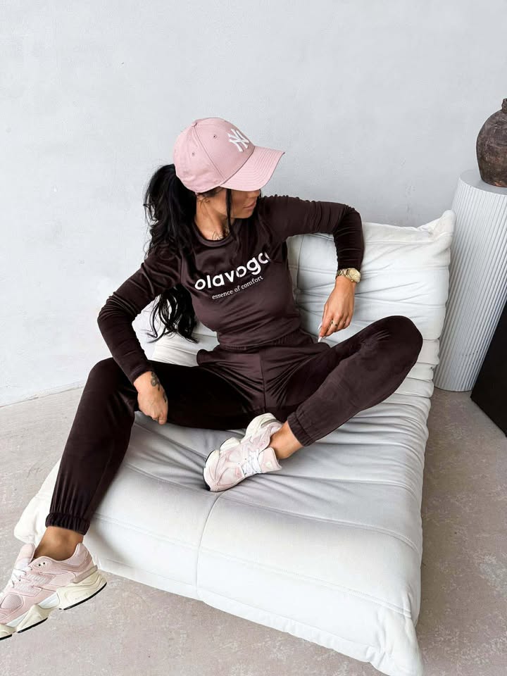 olavoga selira szett barna